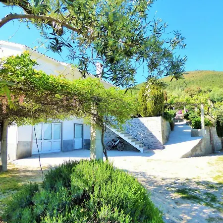 Casa Da Gardunha Tatil Evi Corticada (Fundao)